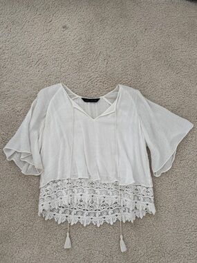 Zara White Lace-Hem Peasant Boho Blouse